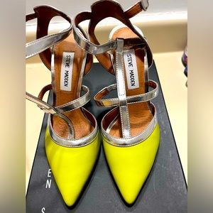 Steve Madden lime green pumps